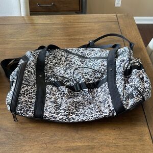 Stylish Black and White Lululemon Bag